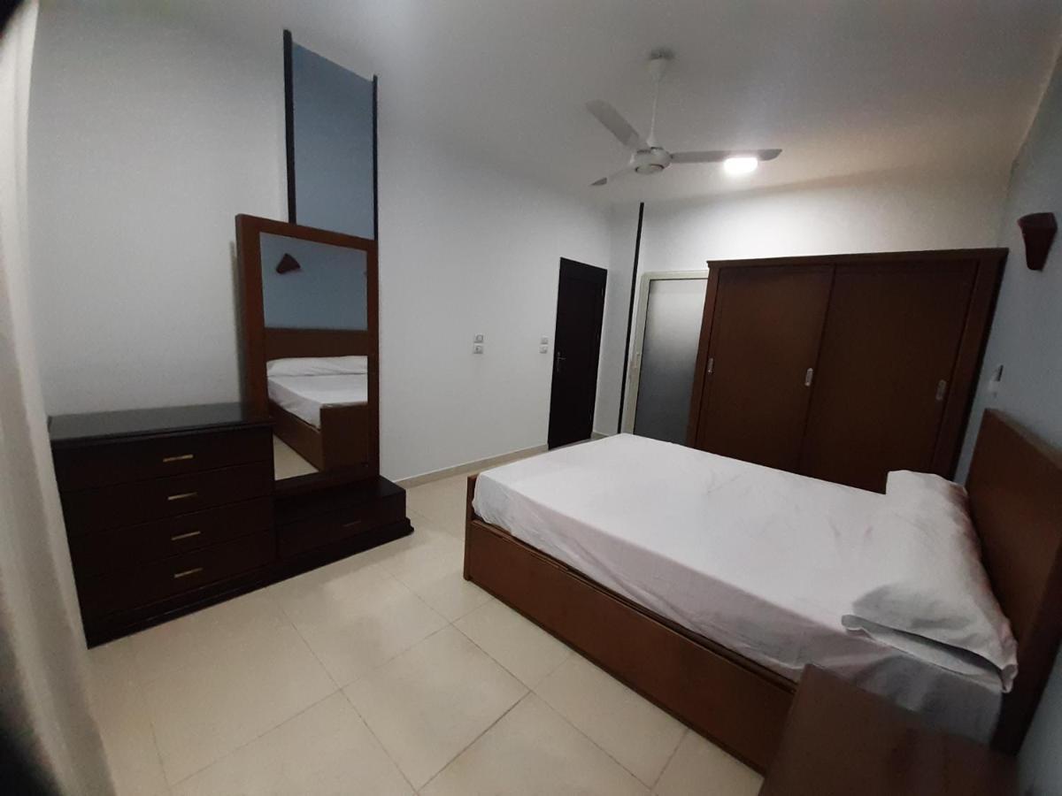 German Dolphin Apartman Kuszeir Kültér fotó