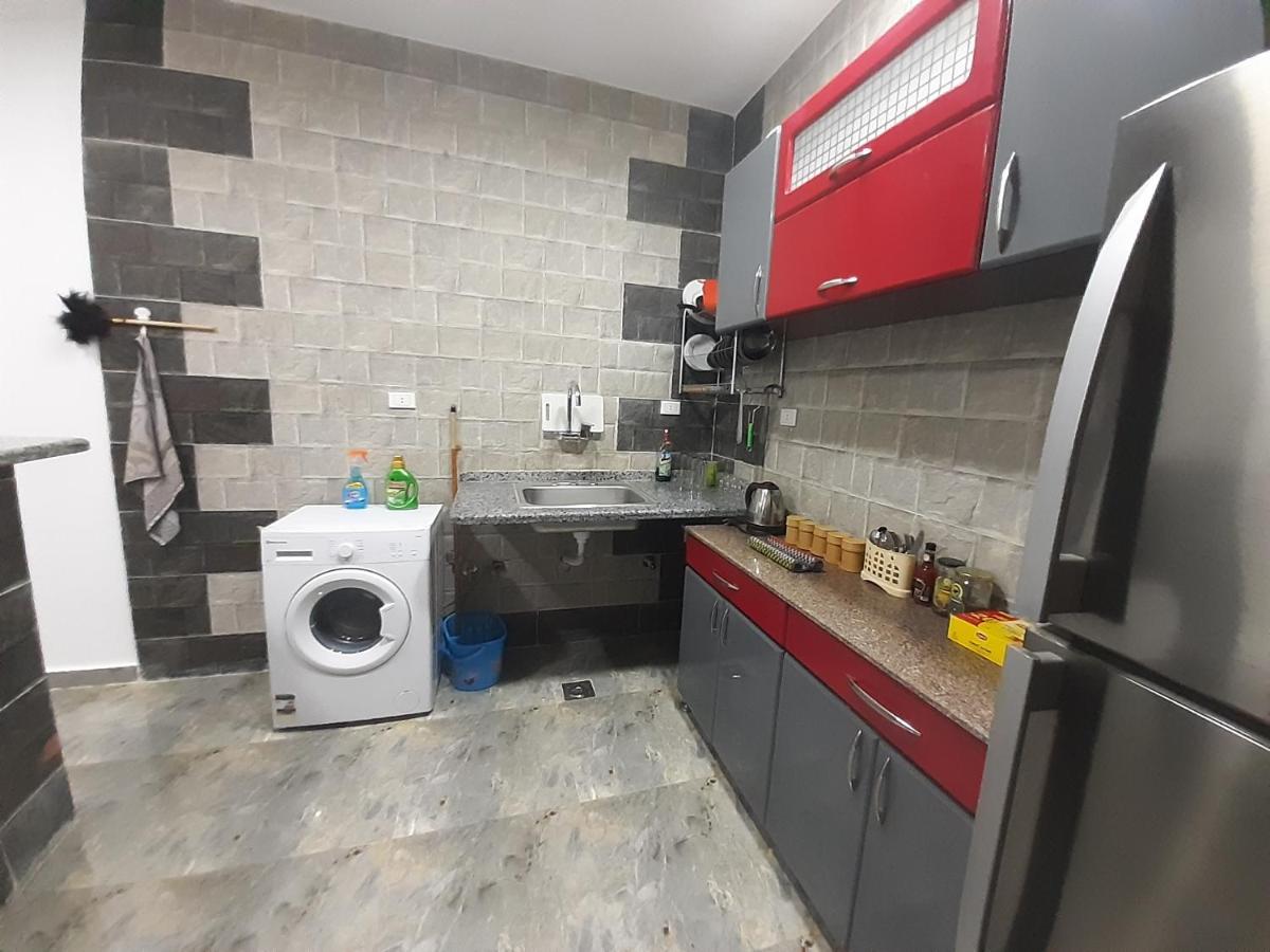 German Dolphin Apartman Kuszeir Kültér fotó