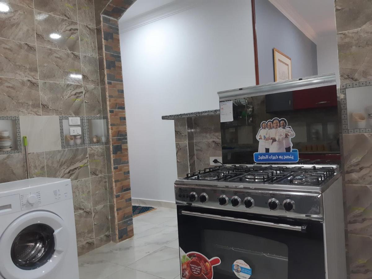 German Dolphin Apartman Kuszeir Kültér fotó