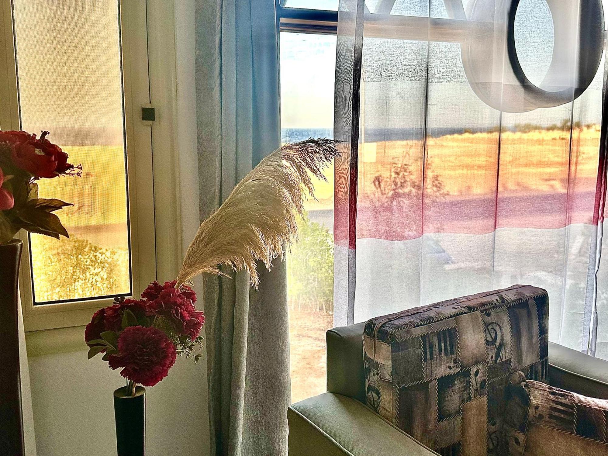 German Dolphin Apartman Kuszeir Kültér fotó
